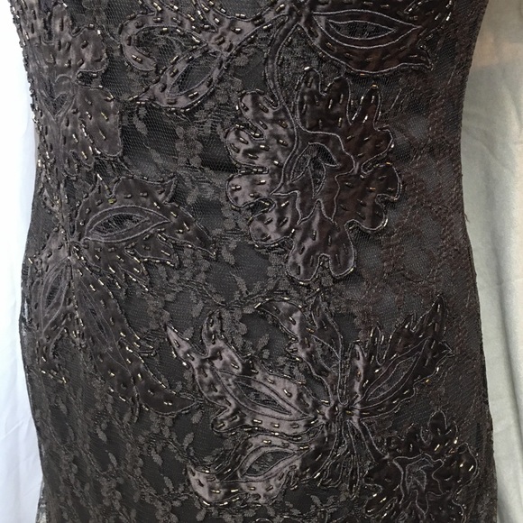 Karen Miller New York-Beaded Mother’s gown size 12 - Picture 14 of 14